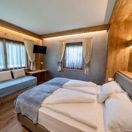 Hotel Siera Hof *